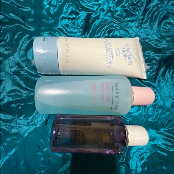 🧴 Mary Kay & Olay Beauty Bundle - Picture 4 of 7